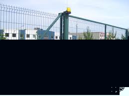 Какие выбрать ворота распашные или откатные? Какие выбрать ворота распашные или откатные?