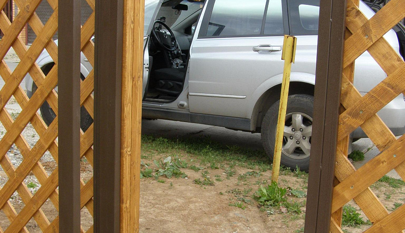 Поселок Пучково Деревянный забор "Решетка"